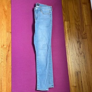 Gap, size 27 (aka size 4), skinny jeans.